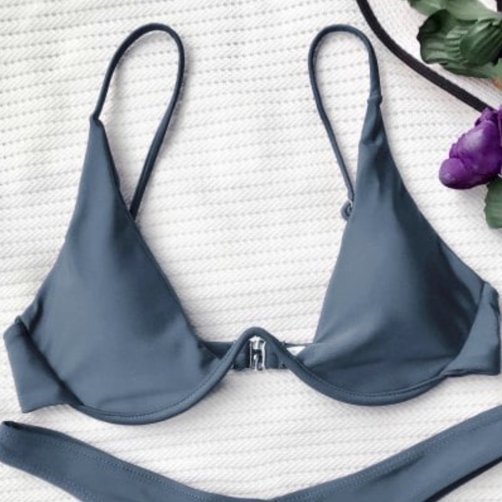 ZAFUL push-up plunge swim top grey sz med